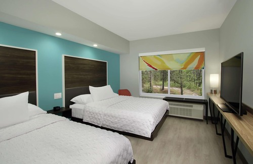 Meridian Hotel | Tru By Hilton Meridian