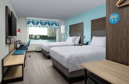 Flagami Hotel | TRU by Hilton Miami Airport South Blue Lagoon, FL