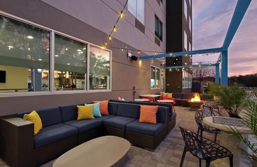 Mobile Hotel | Tru By Hilton Mobile