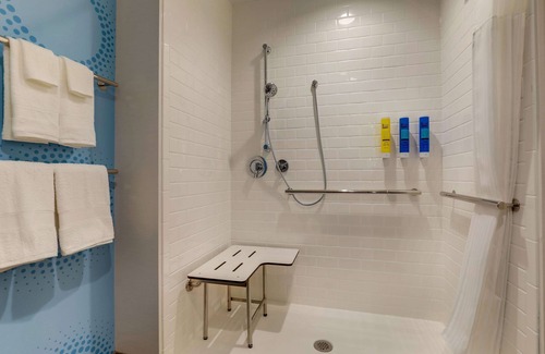 Smithfield Hotel | Tru By Hilton Smithfield I-95