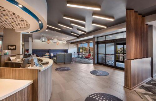 Warsaw Hotel | Tru By Hilton Warsaw, In