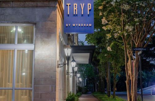 Historic Downtown Savannah Hotel | TRYP by Wyndham Savannah
