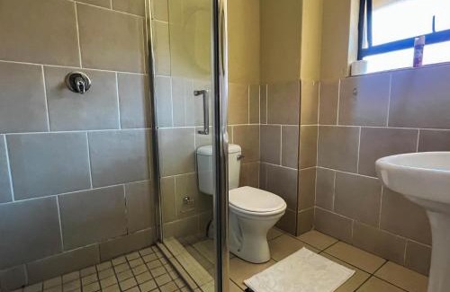 Mkhuhlu Apartment | Tshamani self catering