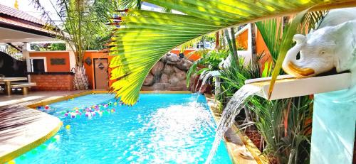 South Pattaya Villa | TUCHELAND Luxury Pool Villa Pattaya Walking Street 7 Bedrooms