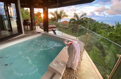 Manuel Antonio House | Tulemar Resort - Salty Breeze - Premium Ocean View 2 Bedroom Villa