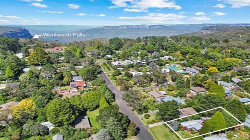 Wentworth Falls House | Tullys Hut - Walk To Hikes & Waterfalls