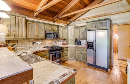 Tumbling Shoals House | Tumbling Shoals Cabin Less Than 1 Mi to Beaches and Boating!