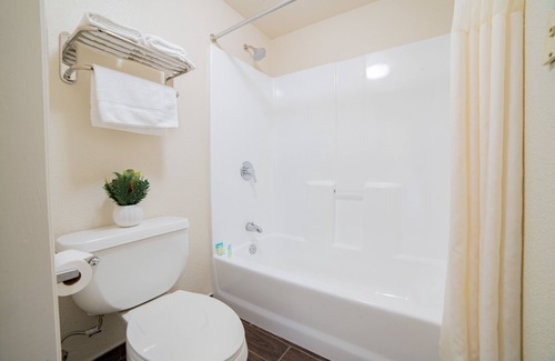 Turlock Hotel | Turlock Inn