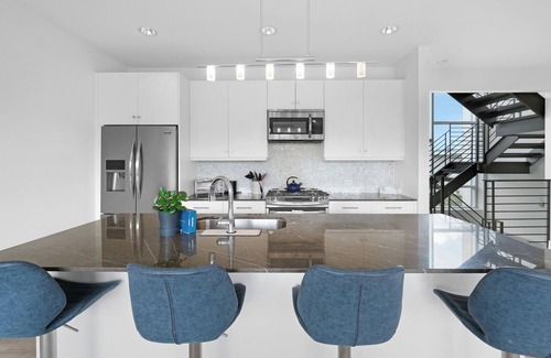 Ottawa Condo | Turtle Cove 2 Bed 2 Bath