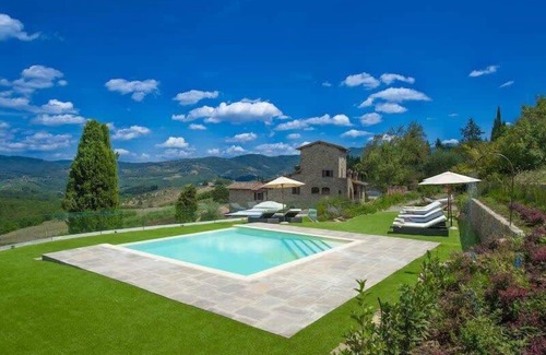 Panzano in Chianti Villa | Tuscany farmhouse Sum