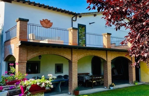 Figline e Incisa Valdarno Villa | Tuscany Garden Villa