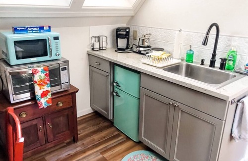 Twain Harte Apartment | Twain Harte Lake retreat w/summer lake access, walk to town, close to skiing