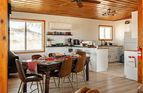 Wonder Valley House | Twentynine Palms Desert Oasis w/Pool & Hot Tub!