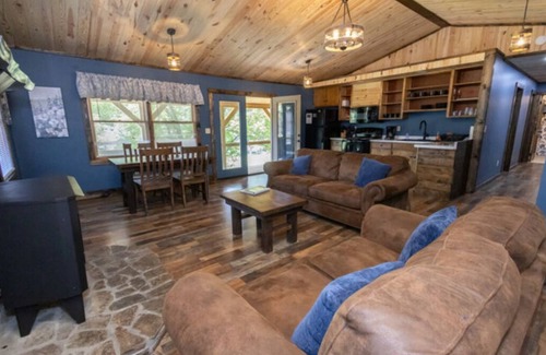 Springmaid Mountain Cabin | Twin Falls Cabin Top & Bottom Combined