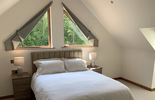 Tewitfield House | Twin Lakes Country Club is a development of stunning lakeside lodges