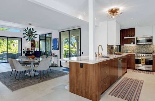 Twin Palms House | Twin Palms Retreat - NEW LISTING! - 2-bedroom house, spectacular mountain views!