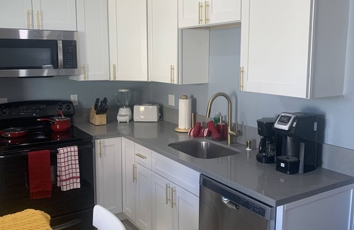 Las Vegas Apartment | Two Bedroom Apartment close to Arts District and Strip