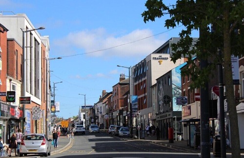 Preston Apartment | Two Bedroom Apt, Free parking, Close to UCLAN