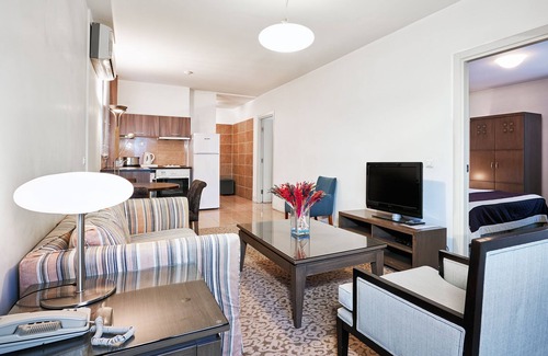 Suadiye Apartment | Two Bedroom Serviced Apartment on Shopping Avenue