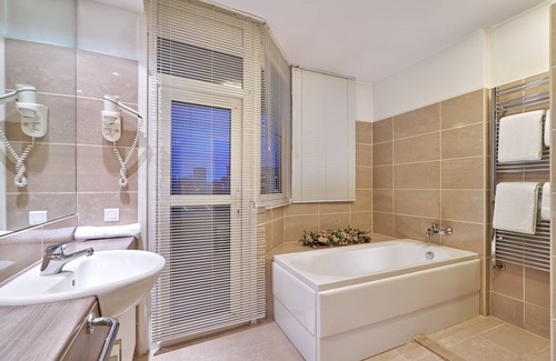 Suadiye Apartment | Two Bedroom Serviced Apartment on Shopping Avenue