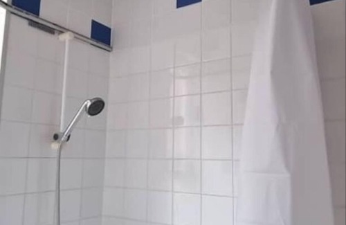 North Shore Hotel | Two-Bedroom suite with Kitchenette 5 mins walk to the sea