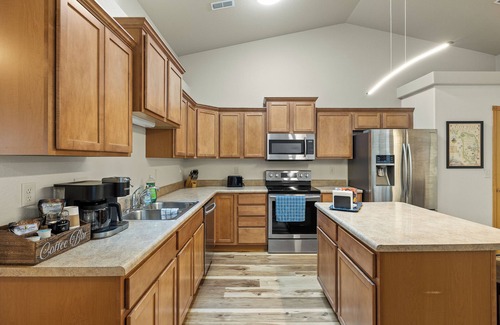 Rapid Valley House | Two bedroom townhome, central to most popular destinations within Rapid City.