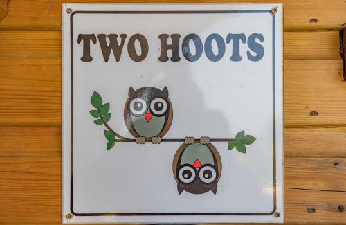 Oakenholt House | Two Hoots