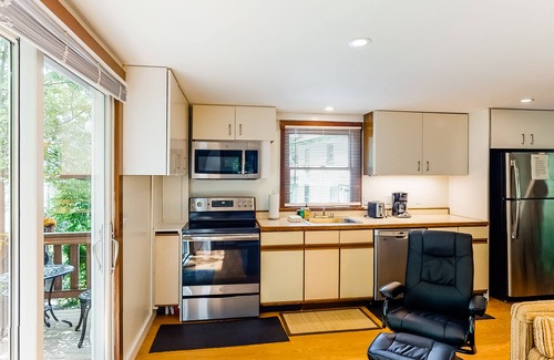 Seal Harbor Cottage | Two-Level Unit w/Patio, Deck, Firepit, Private Washer/Dryer, and Free WiFi