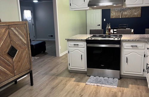 Northport House | Two Oaks Near Campus