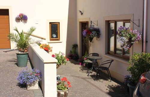 Cosheston Bed & Breakfast | Ty Melin