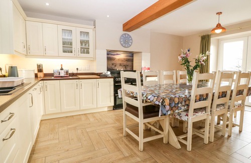 Llanfaethlu Cottage | Ty Top