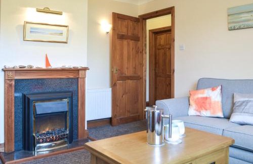 Clynderwen House | Ty Twt