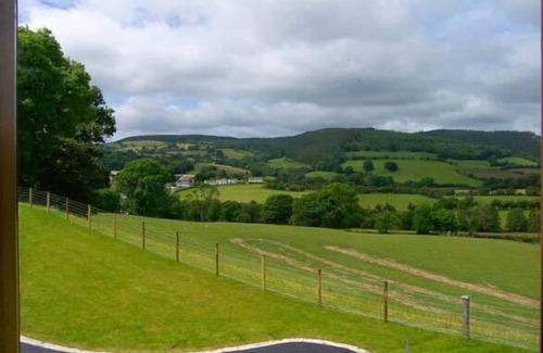 Ruthin Cottage | TYN Y CELYN CANOL, family friendly, luxury holiday cottage in Ruthin