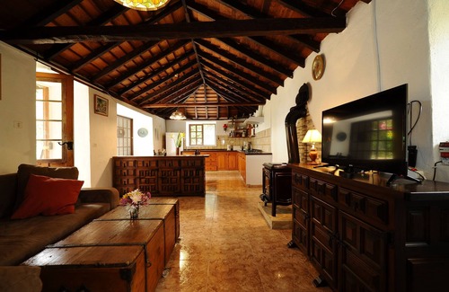 Brena Alta Apartment | Typical Canary Cottage - Relaxation in the Botanical Garden