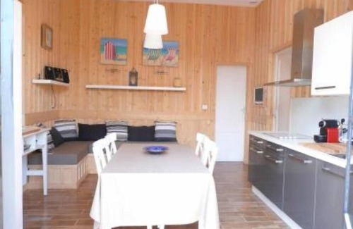 Cap-Ferret House | Typical house of Cap-Ferret in the district of the fishermen.
