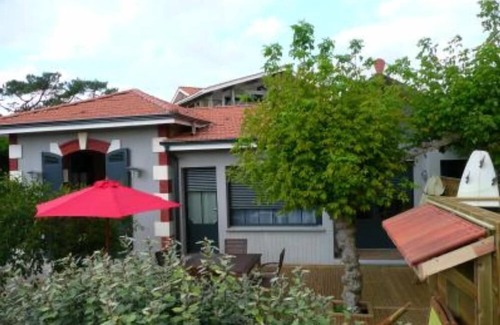 Cap-Ferret House | Typical house of Cap-Ferret in the district of the fishermen.