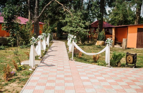 Bronnaya Gora Hotel | U Listochka