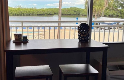 Ruskin Condo | U617 Canal and Pool Little Harbor