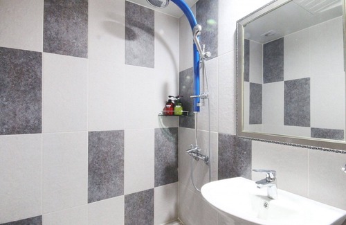 Uiryeong Hotel | Uiryeong Azalea