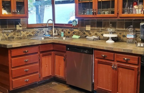 Mi-Wuk Village Cabin | Ultimate family retreat in the Woods!