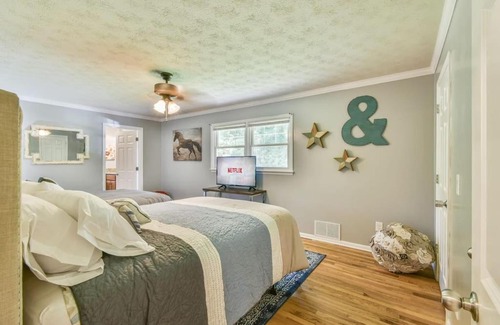 Gainesville House | Ultimate Vacation Resort Horse Ranch Farm