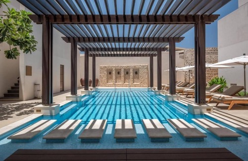 Sharjah Apartment | Ultra Luxury Suite Near Sharjah Art Museum