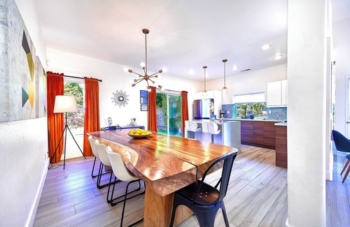 Vista Norte House | Ultra Private Pool, Spa, Fire Pit, with Mountain View. Iconic Postmodern Style!