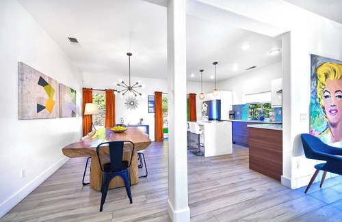 Vista Norte House | Ultra Private Pool, Spa, Fire Pit, with Mountain View. Iconic Postmodern Style!