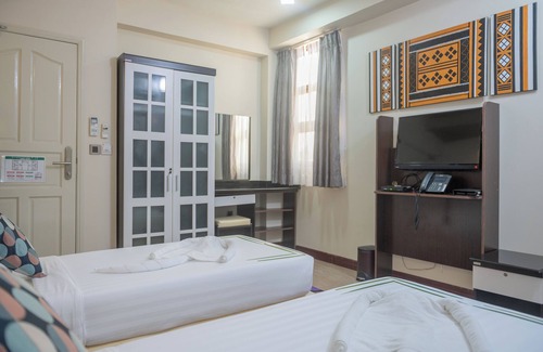 Thinadhoo Hotel | UMET Stay, Fishing and Diving Hotel