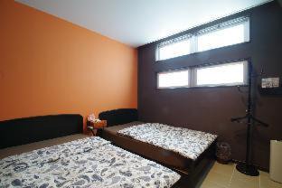 Miyakojima House | UmiOto ウミオト 夫婦 カップル 女性一人旅に大人気のナイトプール付き ゲストハウス 宮古島