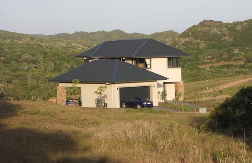 Kenton on Sea Villa | Umthi Lodge, Wildlife, Pool, Power Inverter