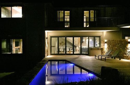 Kenton on Sea Villa | Umthi Lodge, Wildlife, Pool, Power Inverter