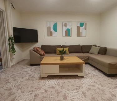 Qatsrin House | Under the Stars of the Golan