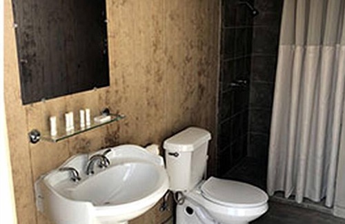 South Oklahoma City House | Unforgettable Glamping Getaways in this Covered Wagon in Moore, Oklahoma